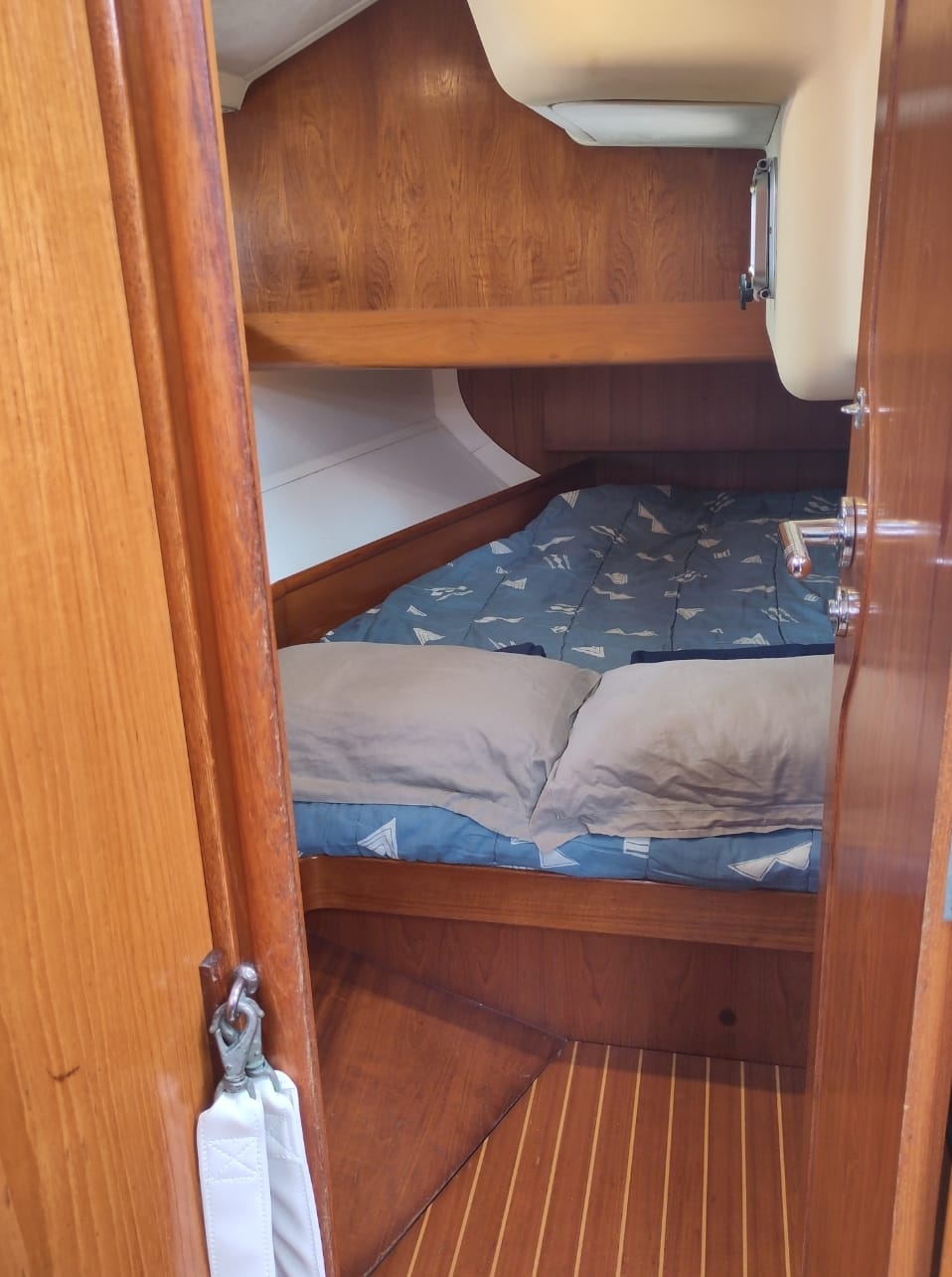 slider 23 Jeanneau Sun Odyssey 51